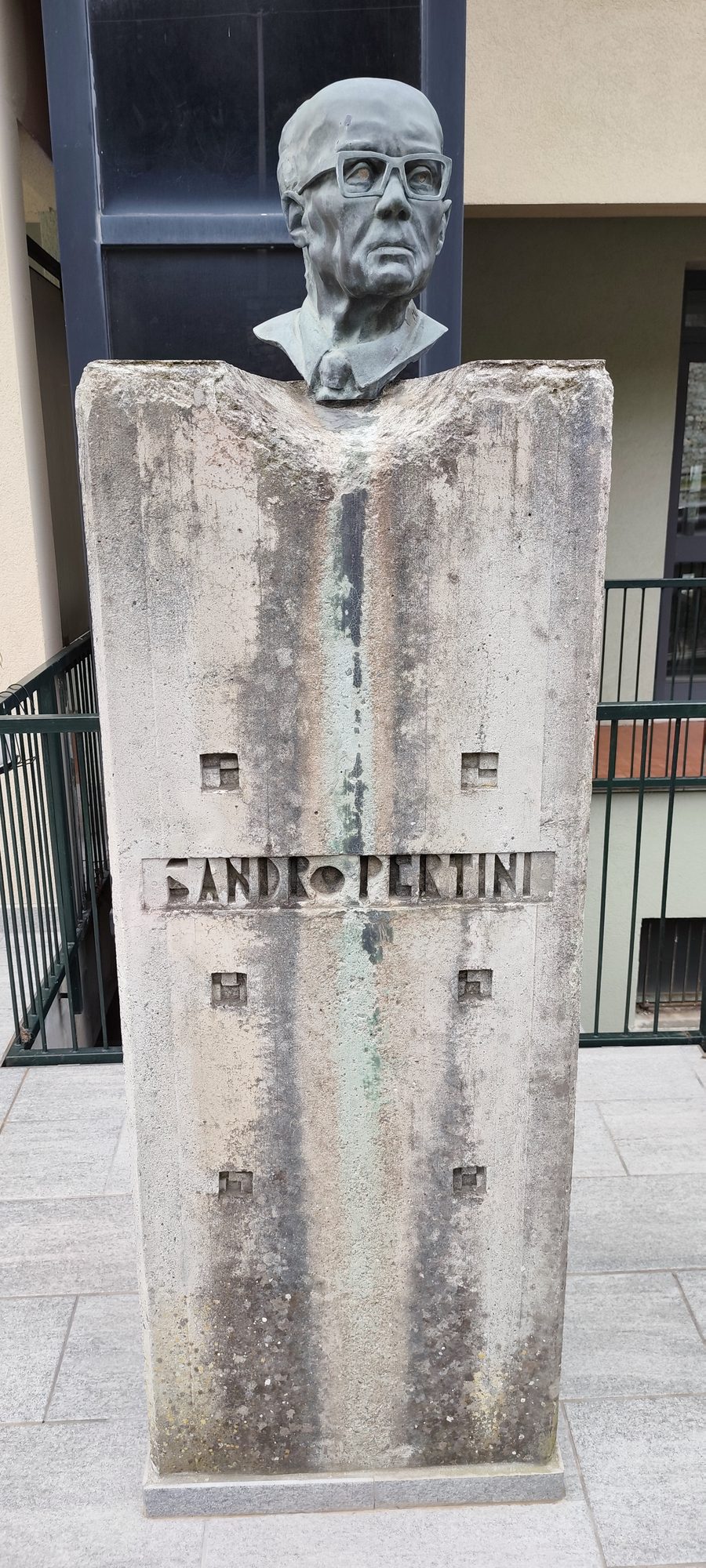 Denkmal für Sandro Pertini in Stella