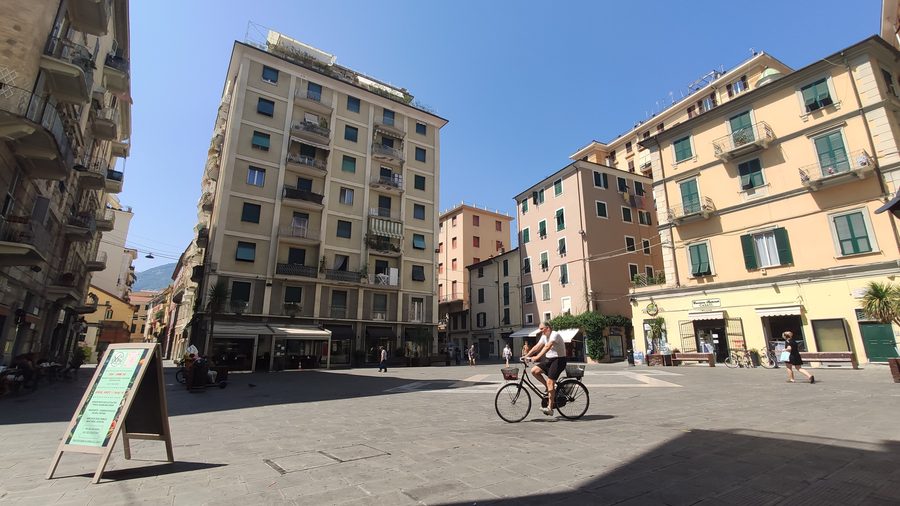 Blick auf La Spezia in Ligurien