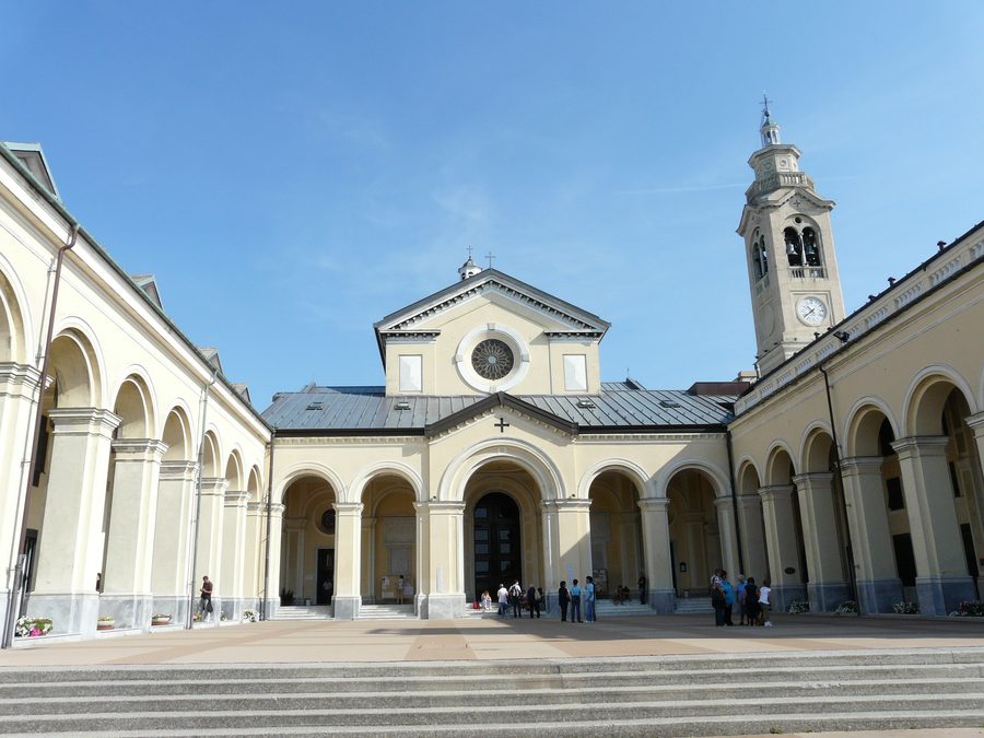 Esterno del Santuario di Nostra Signora della Guardia a Ceranesi