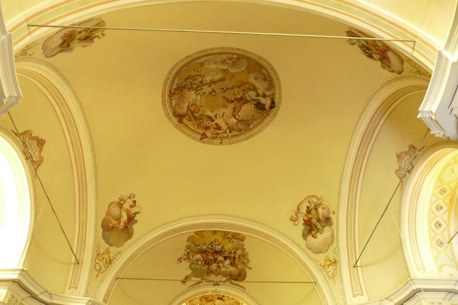 Pfarrkirche Santi Pietro e Paolo in Testico, Ligurien