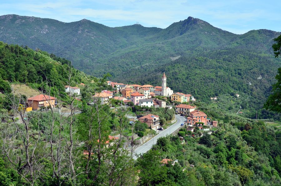 Panorama des Ortsteils Missano in Castiglione Chiavarese