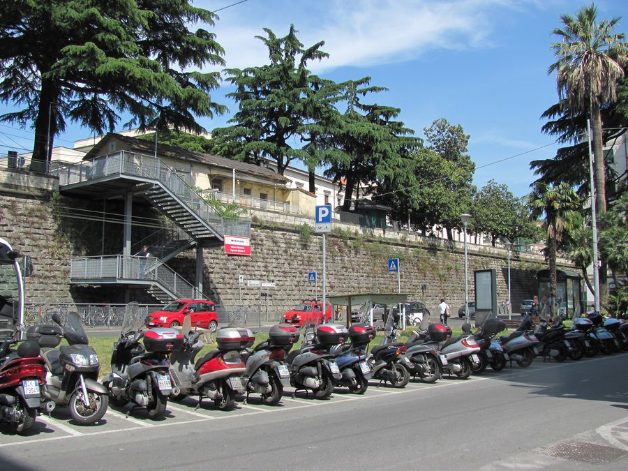 Blick auf La Spezia in Ligurien